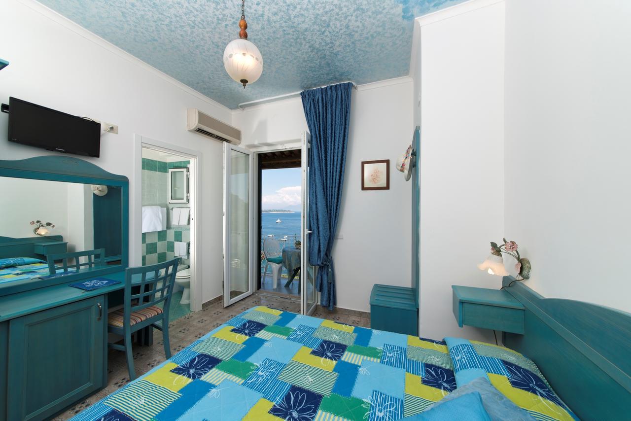 Hotel Giardino Delle Ninfe E La Fenice Искья Экстерьер фото